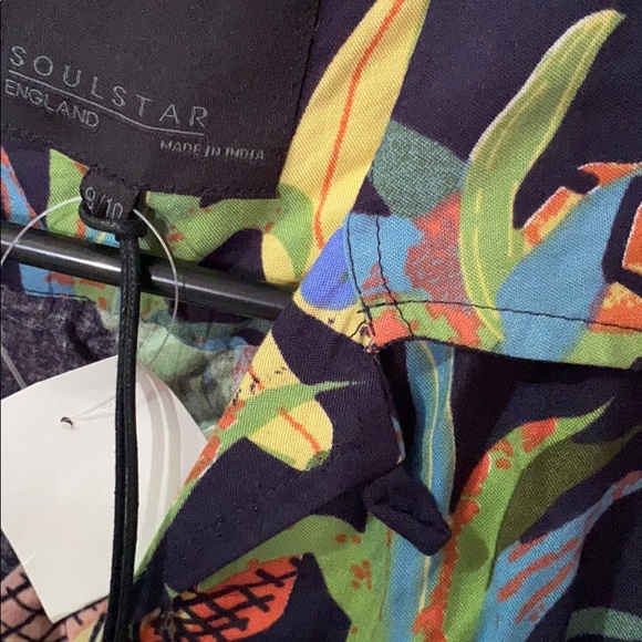 Button up shirt - Picture 5 of 6